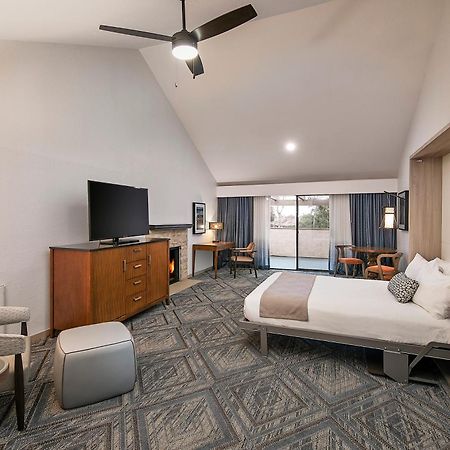Half Moon Bay Lodge Екстериор снимка
