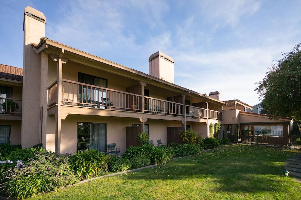 Half Moon Bay Lodge Екстериор снимка